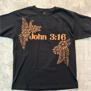John 3.16 bleached graphic black tee sz L